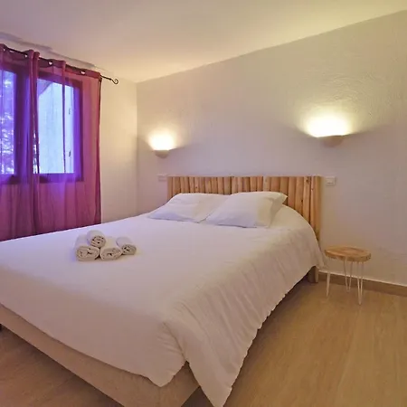 Du Maquis 2* Porto-Vecchio (Corsica)