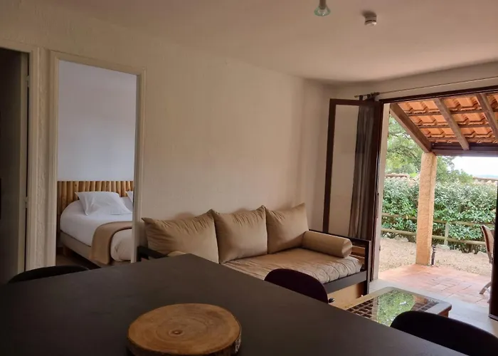 Aldeamento Turístico Du Maquis